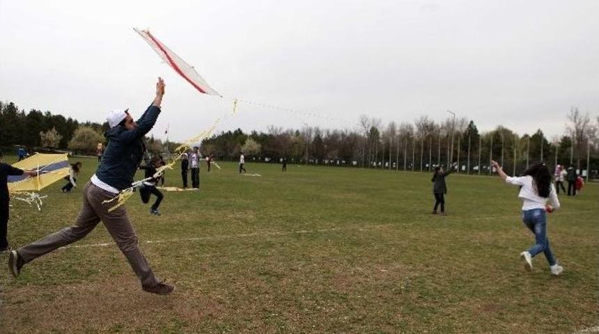 Yenimahalle&rsquo;nin &Ccedil;ocukları Şenlikte