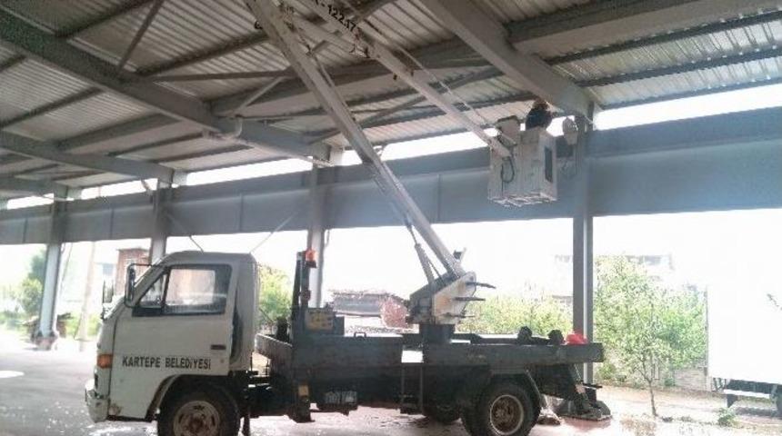 Kartepe&rsquo;de Aydınlatma &Ccedil;alışmaları Devam Ediyor