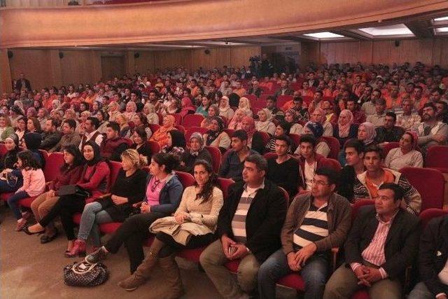 Yunus Yuva’dan Büyükşehir Personeline Yönelik Gösteri