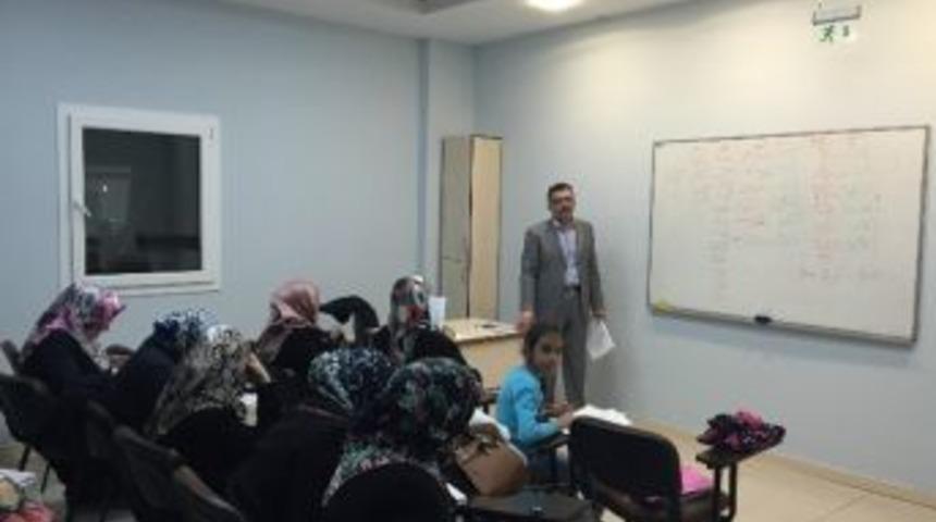 Yabancı Dil Eğitimlerine İlgi Artıyor