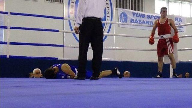 Üniversiteler Arası Türkiye Boks Şampiyonası Kars’ta Başladı