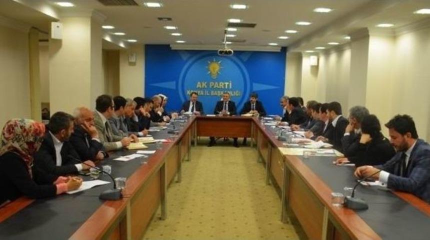 Ak Parti Konya Se&ccedil;im &Ccedil;alışmalarını Değerlendirdi