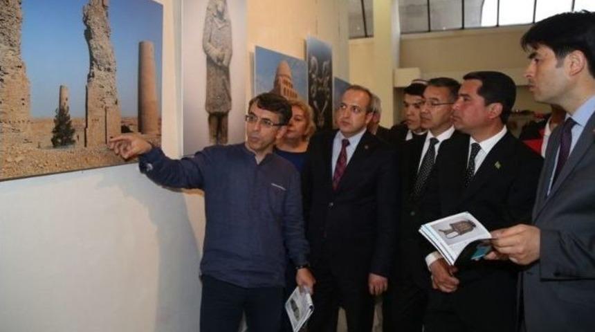 B&uuml;y&uuml;k Sel&ccedil;uklu Mirası Sergisi&rsquo;nin İlki T&uuml;rkmenistan&rsquo;da A&ccedil;ıldı