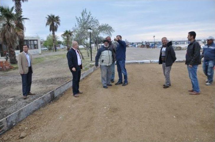 Ayvalık Belediyesi Altınova Sahiline Yürüyüş Yolu Yapıyor G1