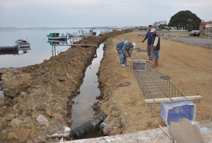 Ayvalık Belediyesi Altınova Sahiline Yürüyüş Yolu Yapıyor G5