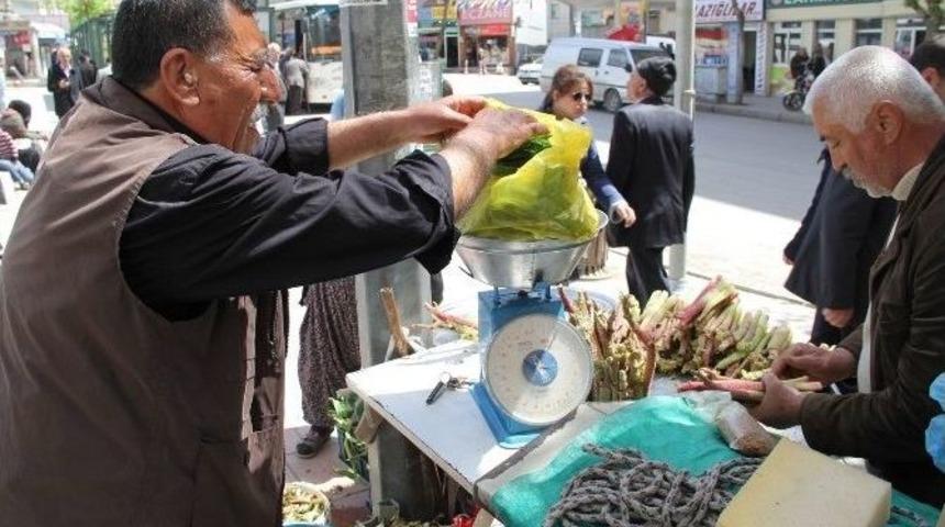 Şifa Dağıtan &rsquo;ışkın&rsquo; 5 Liradan Tezgahlarda Yerini Aldı