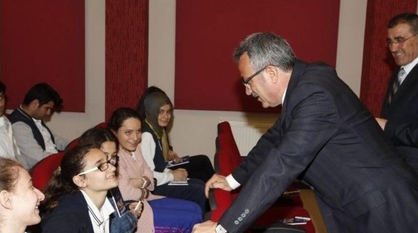 K&ouml;şker, Liseli Gen&ccedil;lerle Buluştu