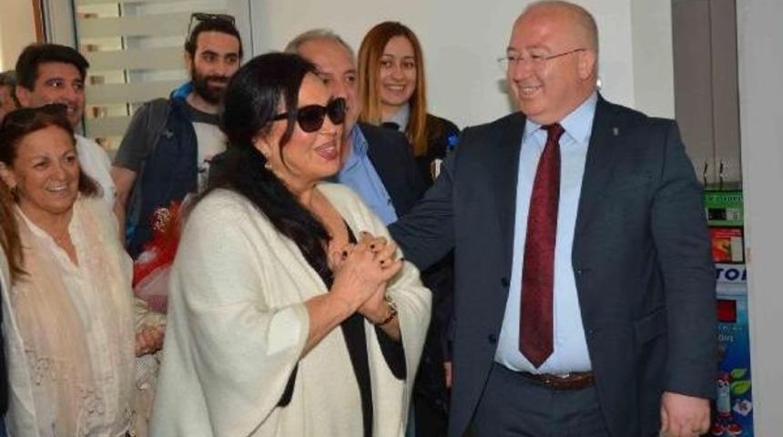 T&uuml;rkan Şoray, Nikah Şehidi Oldu