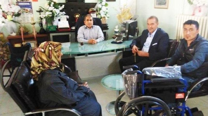 Besni Asd&rsquo;den, Tekerlekli Sandalye Yardımı