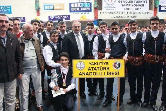 Halk Oyunları Gençler Türkiye Şampiyonası Bolu’da Yapıldı
