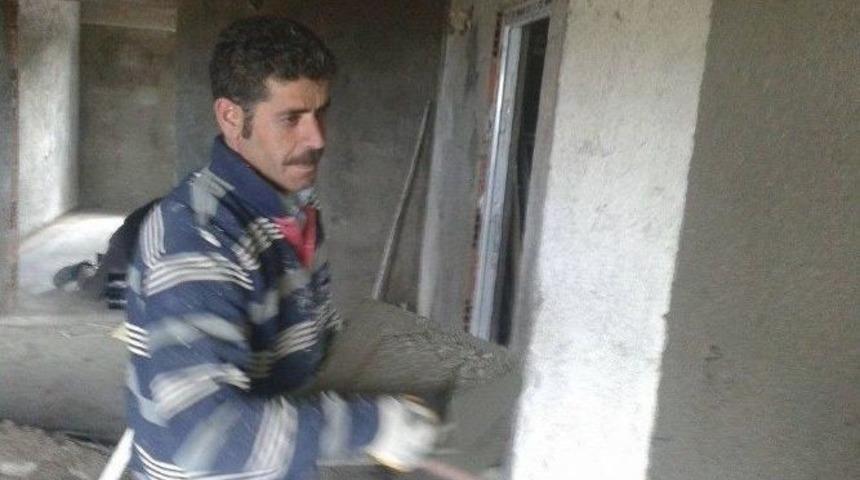 G&uuml;nd&uuml;zleri Sıvacı, Akşamları Milletvekili Adayı