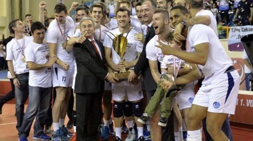 Ziraat Bankası - Arkas Spor: 3-2 (Arkas Şampiyon)