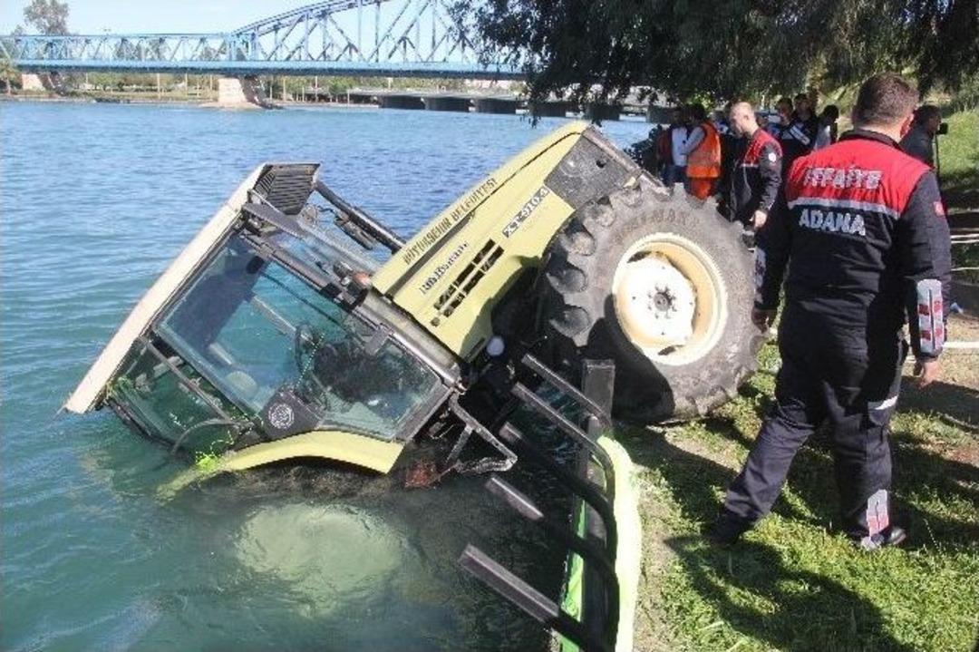Ot Bi&ccedil;erken Trakt&ouml;rle Nehre U&ccedil;tu