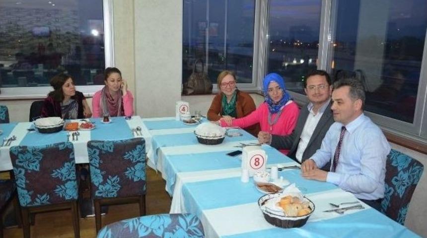 Kadın Girişimciler Kimsesiz &Ccedil;ocuklarla Buluştu