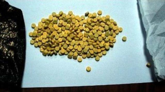 Kayseri'de Yolcu Otobüsü Ve Otomobilde Uyuşturucuya 3 Tutuklama