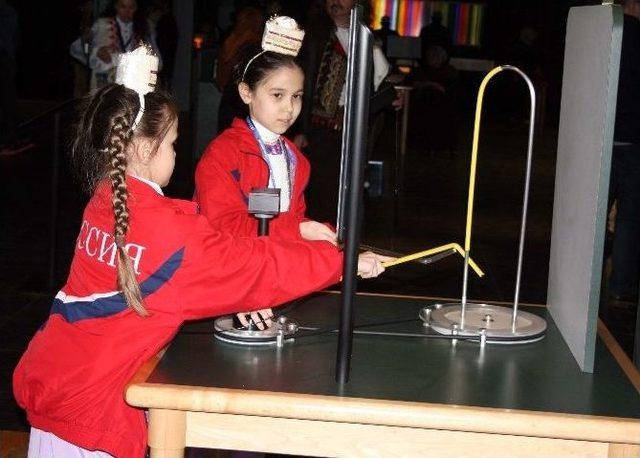 Bilim Merkezi&rsquo;ne İlk Hafta &Uuml;&ccedil; Bin Ziyaret&ccedil;i 2