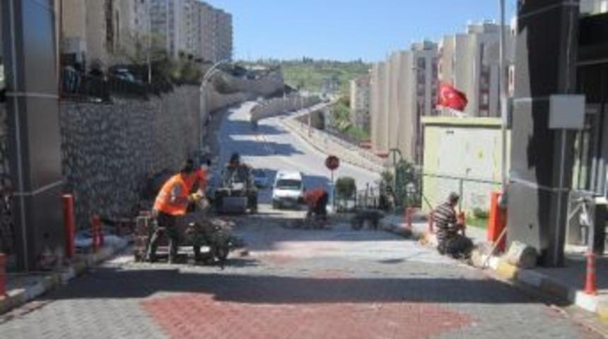 İzmit Fen İşleri &Ccedil;alışmalarını Sıklaştırdı