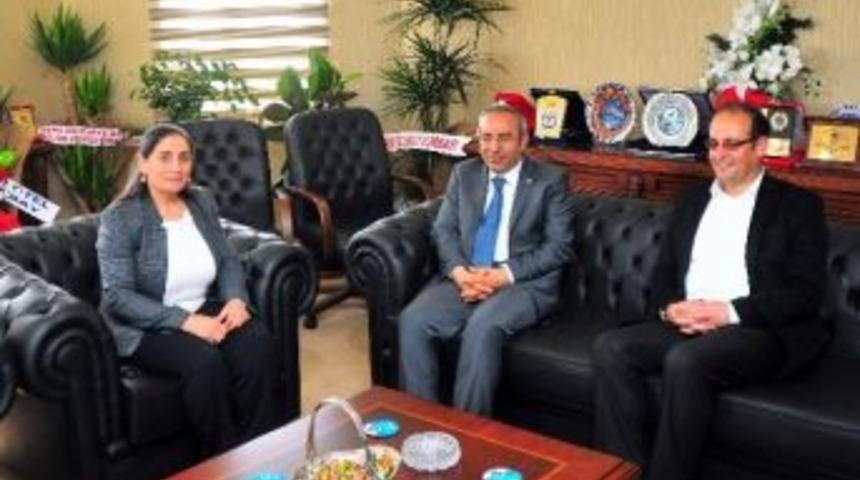 Eş Başkanlardan Rekt&ouml;r Battal&rsquo;a Ziyaret