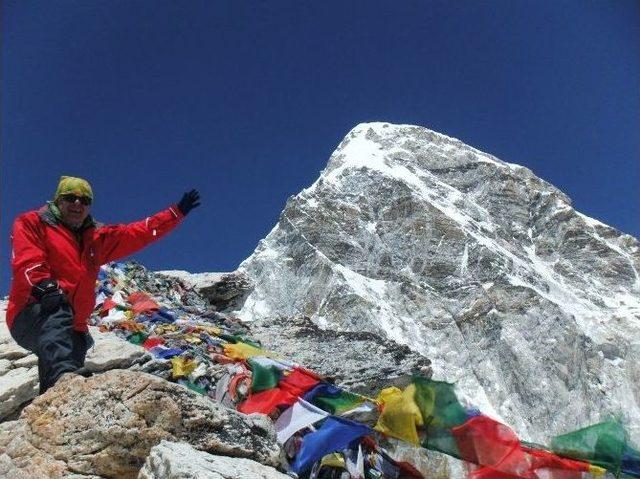 Türk Dağcılar Nepal Depreminden Şans Eseri Kurtuldu