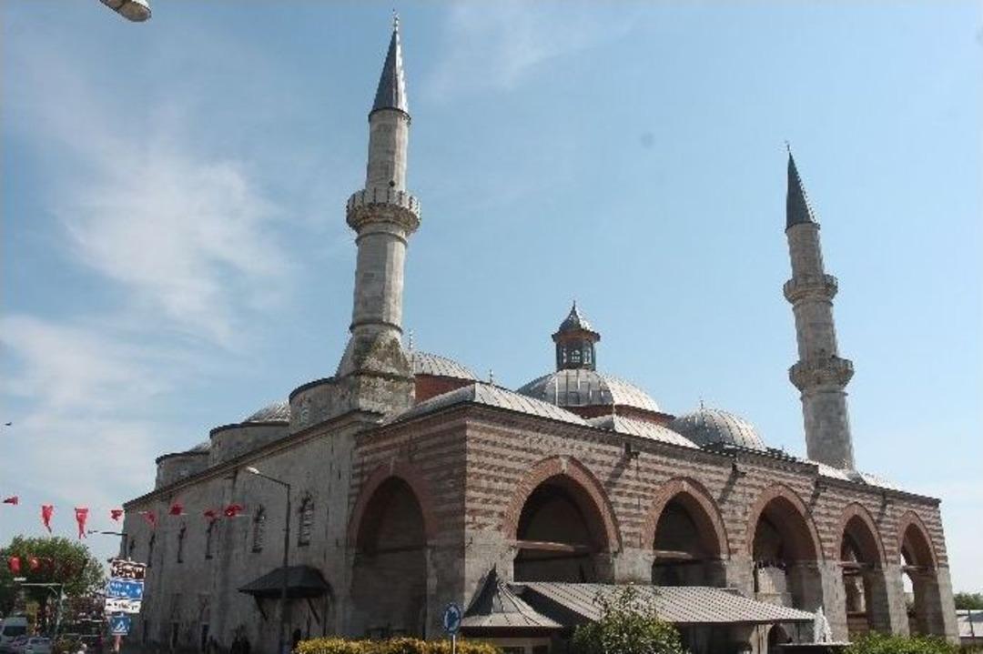 Gurbet&ccedil;iler Artık Edirne&rsquo;de Tehecc&uuml;d Namazları Kılabilecekler