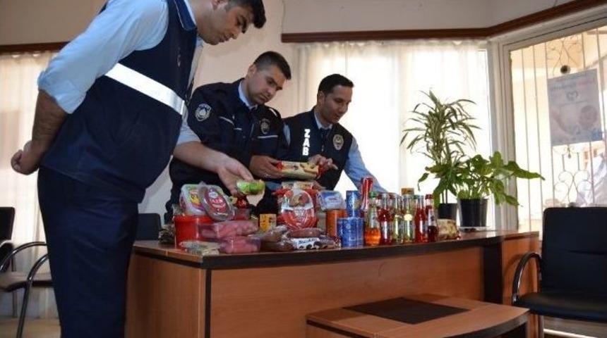 Vatandaş İhbar Etti Zabıta Denetledi