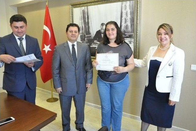 Gönül Elçileri Projesi Kapsamında Sertifikalarını Aldılar