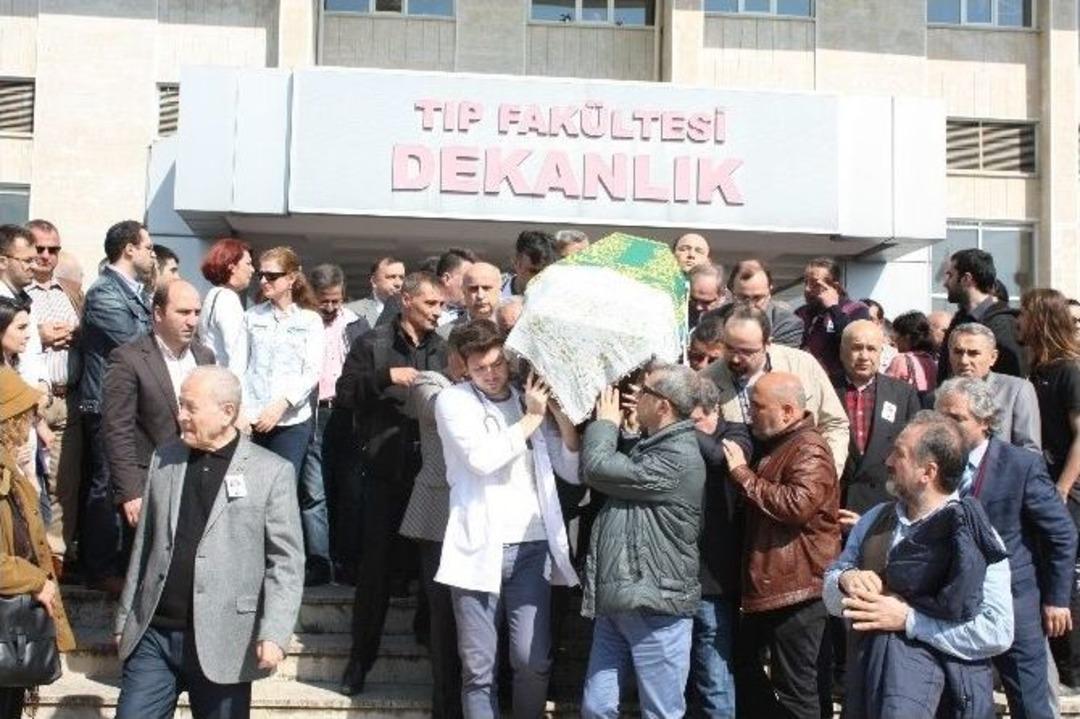 Om&uuml;&rsquo;de H&uuml;z&uuml;nl&uuml; Veda