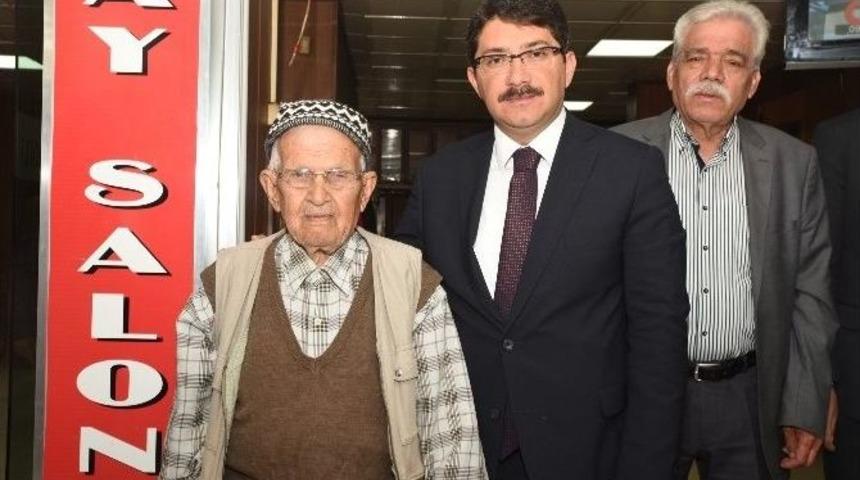 Başkan &Ccedil;elik, Vatandaşların Sofrasına Konuk Oldu