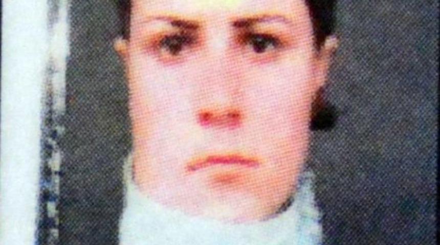 Tarladan Topladığı Bitkiyi Yiyen Suriyeli Kız &Ouml;ld&uuml;