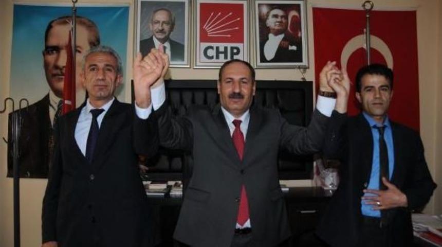 Chp'nin Hakkari Adayları:partimizin Iktidara Gelmesini, Hdp'nin Barajı Aşmasını Istiyoruz