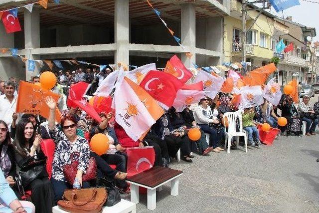 Ak Partili Adaylardan Gövde Gösterisi