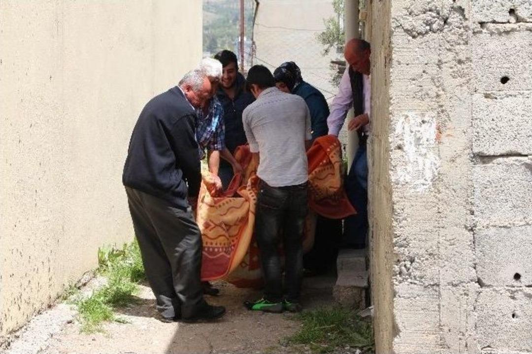 250 Kiloluk Kadının Artık Y&uuml;z&uuml; G&uuml;l&uuml;yor