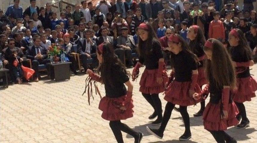 Ak Parti Milletvekili Adayı Taşesenlioğlu, Kara&ccedil;oban&rsquo;daydı&hellip;