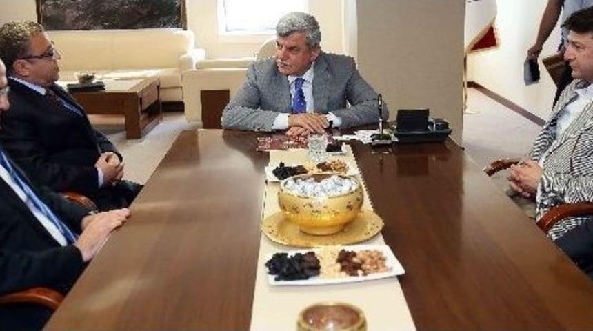 Karaosmanoğlu: "başarılarınız Bizi Gururlandırıyor"