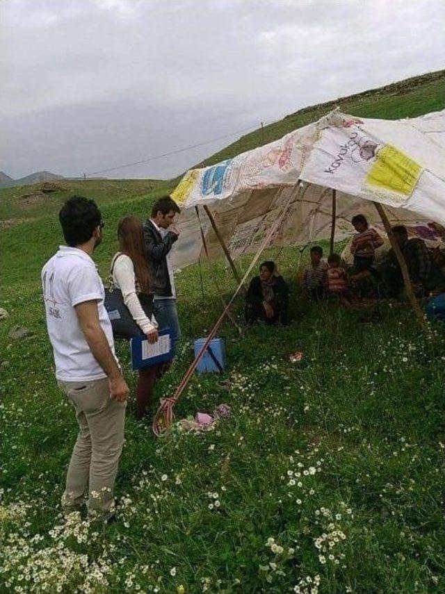 Cudi Dağı Eteklerindeki Göçerlerin Çocukları Aşılandı