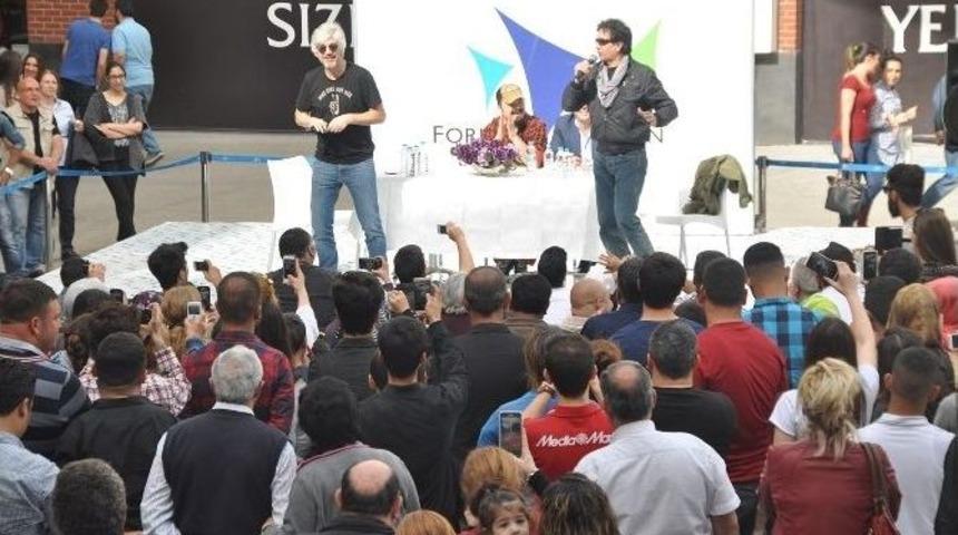 S&uuml;hey Ve Behzat Uygur Kardeşler Forum Mersin&rsquo;de