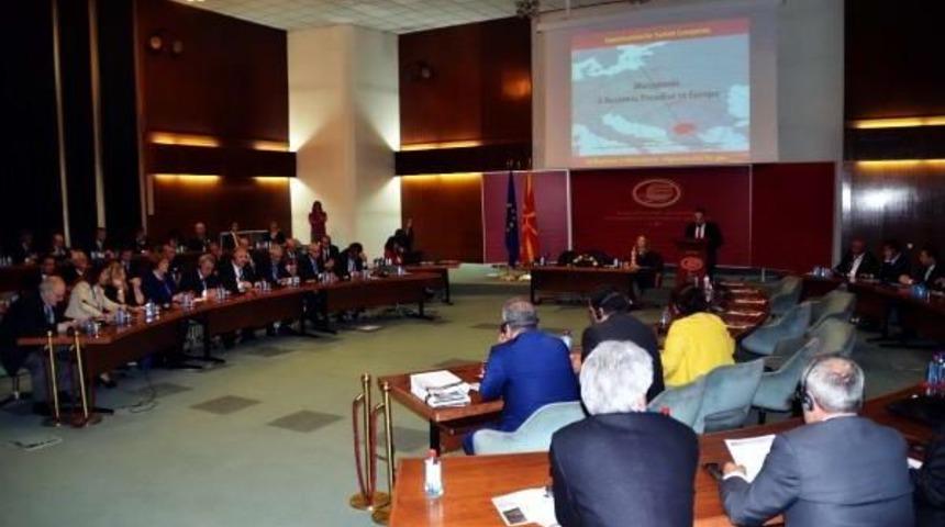 Makedonya Yatırıma &Ccedil;ağırıyor