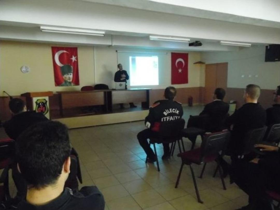 Bilecik M Tipi Kapalı Ceza İnfaz Kurumunda Yangın S&ouml;nd&uuml;rme Eğitimi