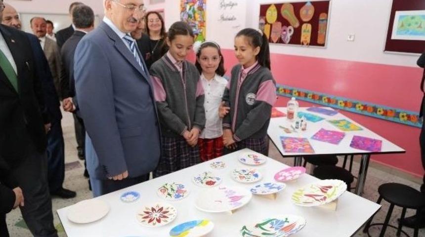 Vali Barut, G&ouml;lova&rsquo;da Temaslarda Bulundu