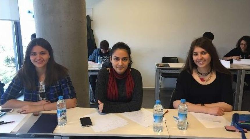 Gkv &Ouml;zel Okulları M&uuml;nazarada T&uuml;rkiye Finalisti Oldu