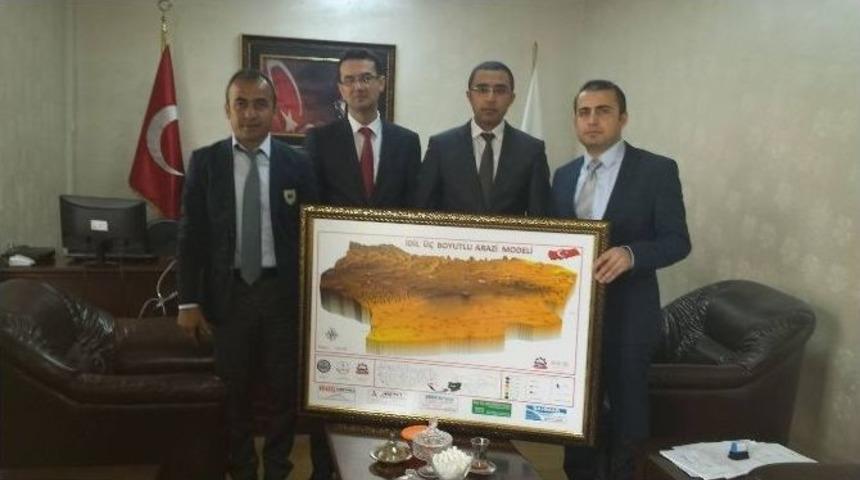 İdilli &Ouml;ğretmenin B&uuml;y&uuml;k Başarısı