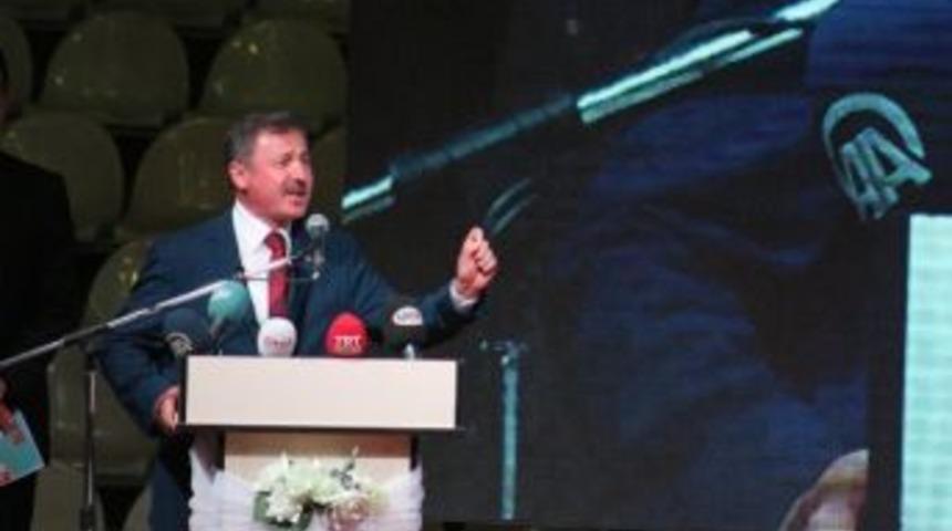 Sel&ccedil;uk &Ouml;zdağ&rsquo;dan Milli Manifesto