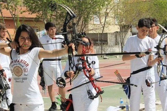 Karaman’da Okçuluk İl Birinciliği Müsabakaları Sona Erdi