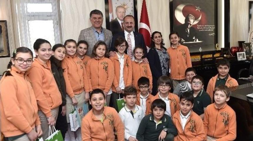 &Ouml;ğrenciler Sordu, Başkan Akg&uuml;l Cevapladı