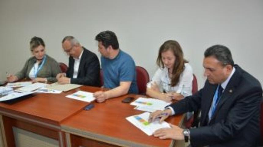 İzmit Belediyesi&rsquo;de Milyonluk Asfalt İhalesi