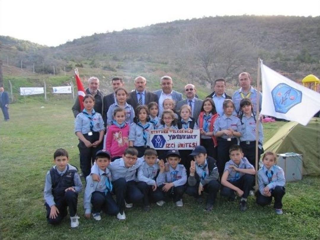 Atat&uuml;rk İlkokulu İzci &Ouml;ğrencilerinin İki Gecelik &Ccedil;adırlı Kampı Sona Erdi
