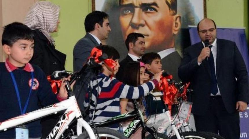 Zekalarını Kullanıp Bisiklet Sahibi Oldular