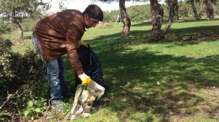 Niksar &Ccedil;ami&ccedil;i Yaylası&rsquo;nda Mıntıka Temizliği
