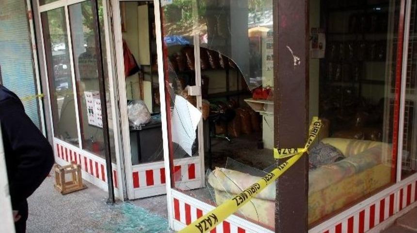 Adıyaman&rsquo;da Alacak Verecek Kavgası: 4 Yaralı