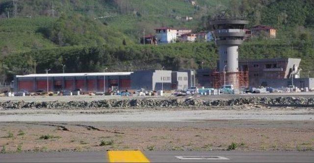 Ordu- Giresun Havalimanı'na Ilk Cumhurbaşkanı Erdoğan’In Uçağı Inecek